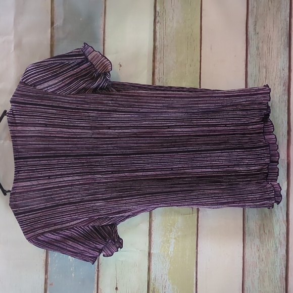 Notations Short Sleeve Top - Picture 7 of 8